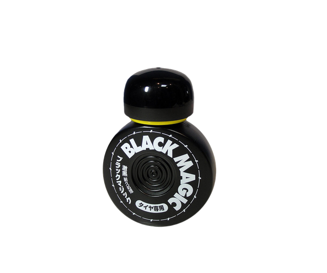 Чернение для шин SOFT99 Black Magic 02066